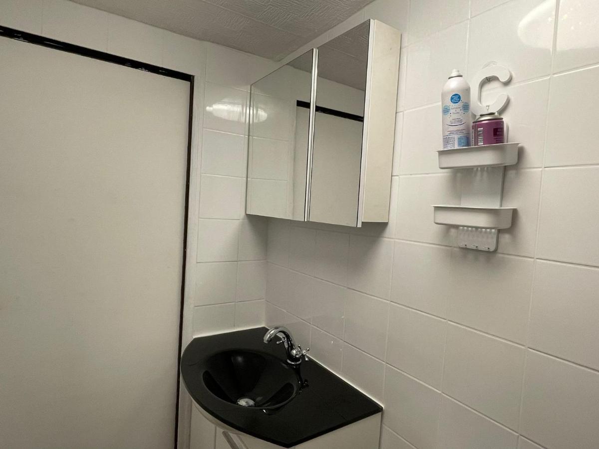 Chambre Privee Numero 1 Dans Un Superbe Appartement En Colocation Montataire Bagian luar foto